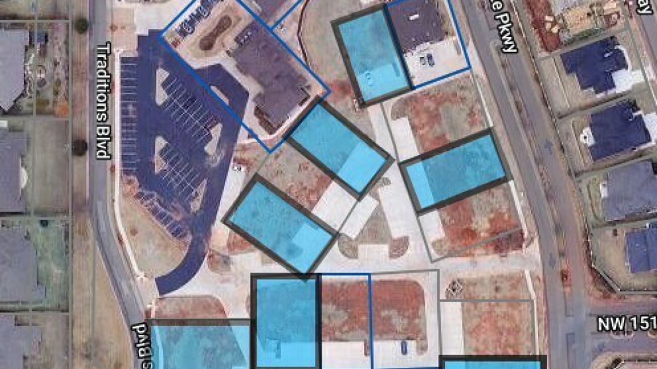 15100 Traditions Blvd, Edmond, OK 73013