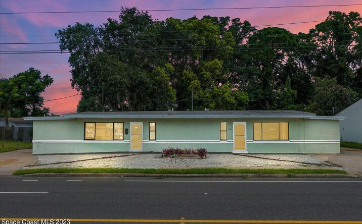 Pictures of Office, Retail property located at 818 & 822 Garden Street, Titusville, FL 32796 for sales - image #1