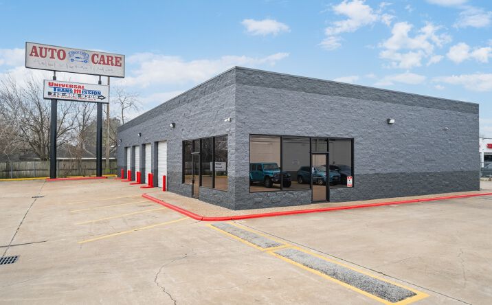 Pictures of Retail, Special Purpose property located at 6259 N Eldridge Pkwy, Houston, TX 77041 for sales - image #1