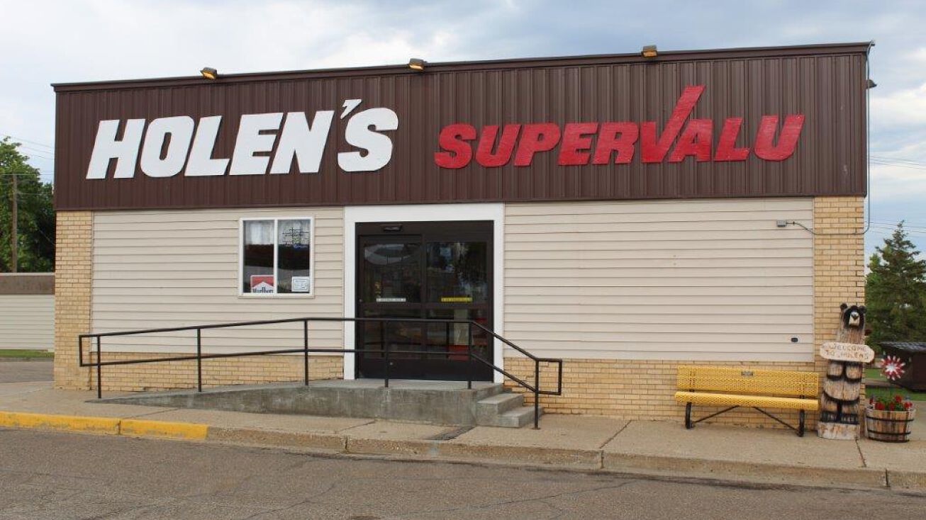 124 Main St, McClusky, ND 58463