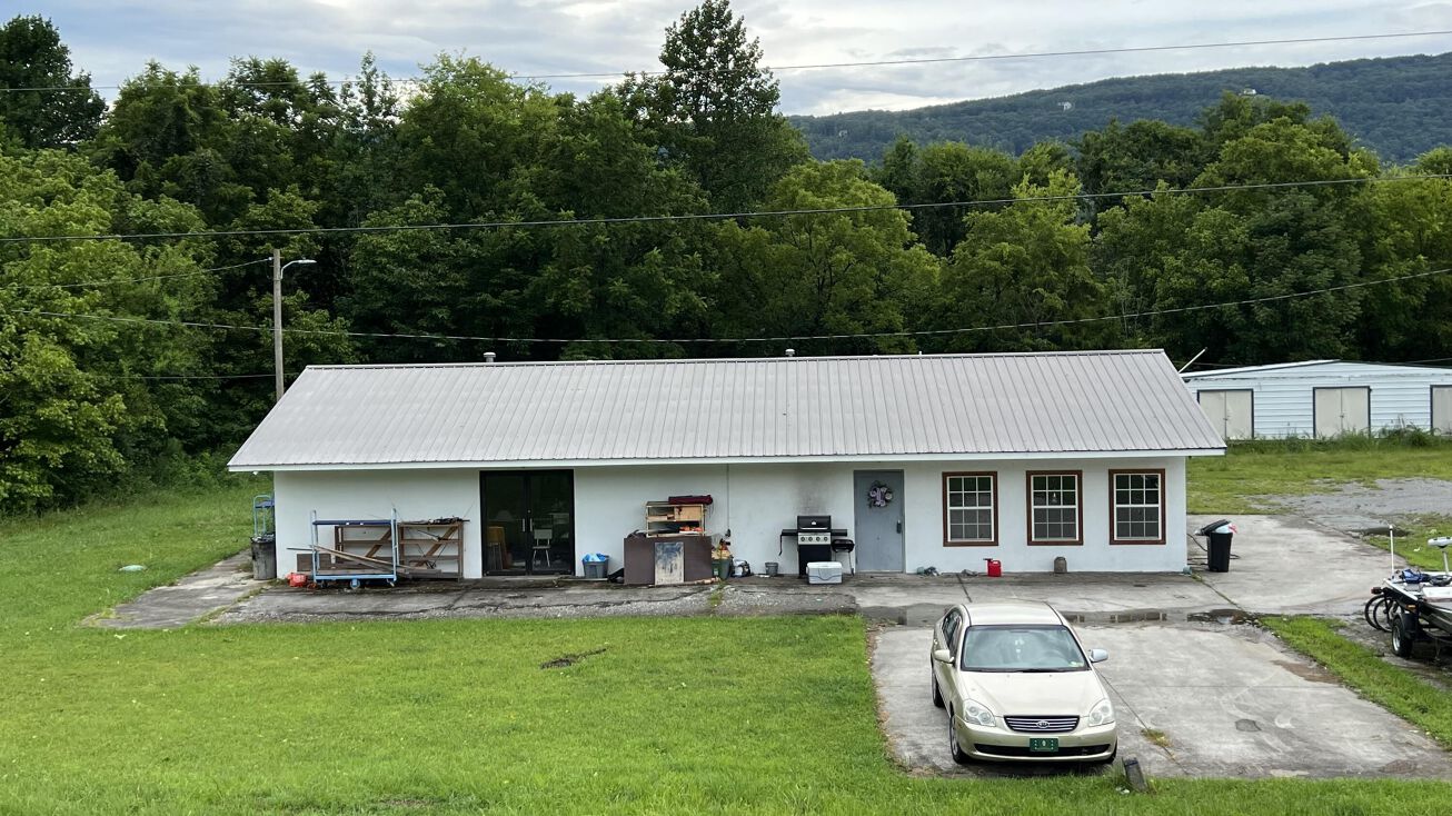 13859 Rhea County Highway, Evensville, TN 37332