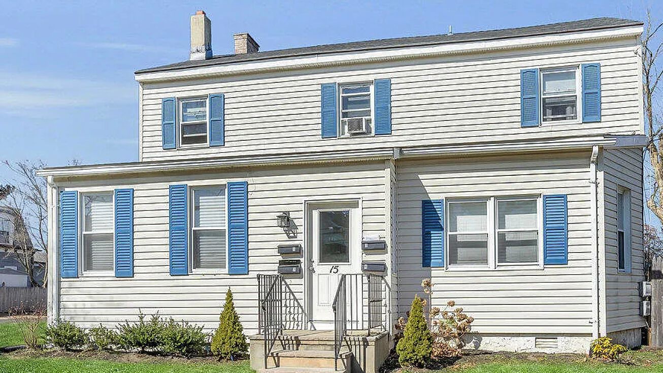 15 Main St, Oceanport, NJ 07757