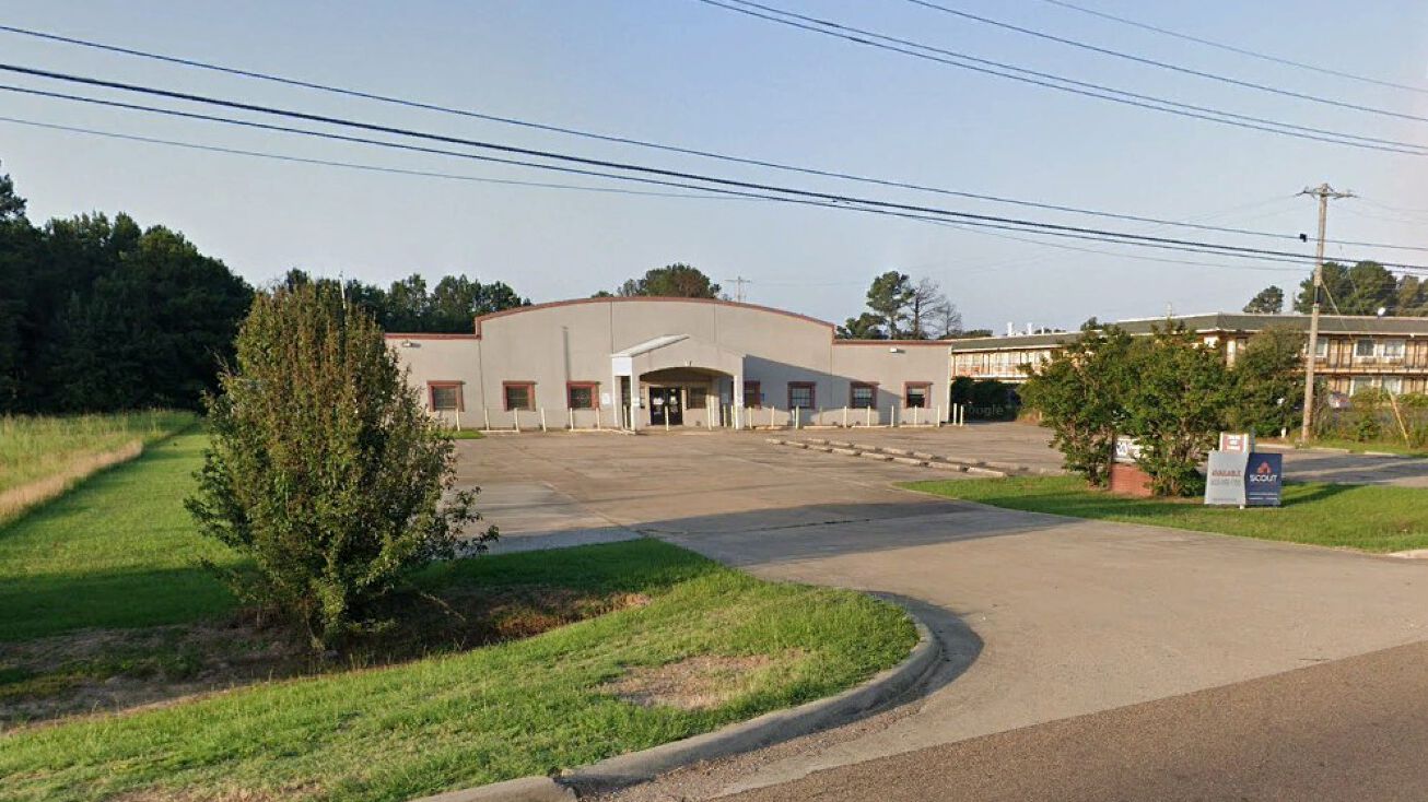 910 Realtor Ave, Texarkana, AR 71854