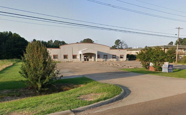 Pictures of Office property located at 910 Realtor Ave, Texarkana, AR 71854 for sales - image #1