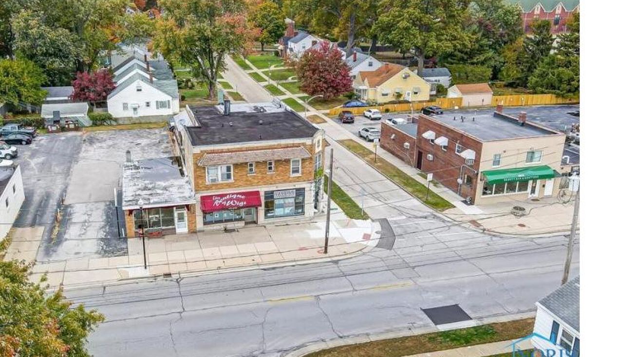 2720 W Sylvania Ave, Toledo, OH 43613