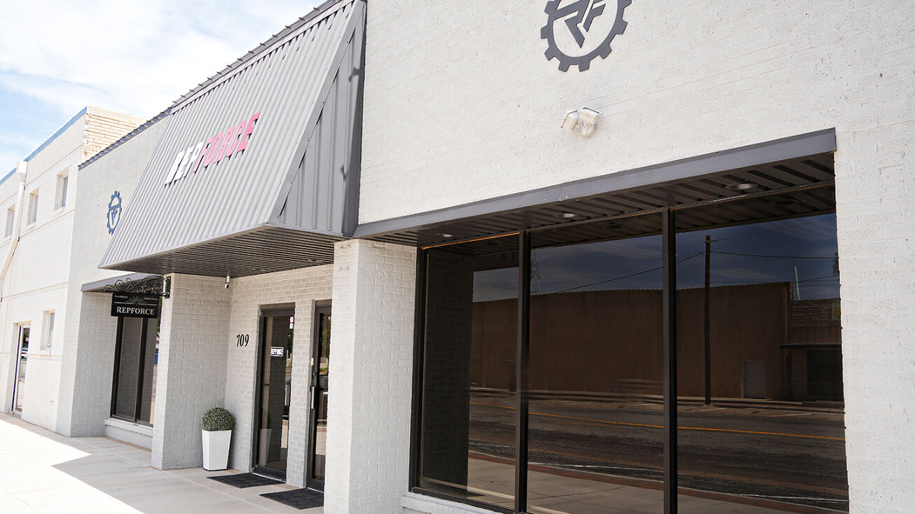 711 Ave G, Levelland, TX 79336