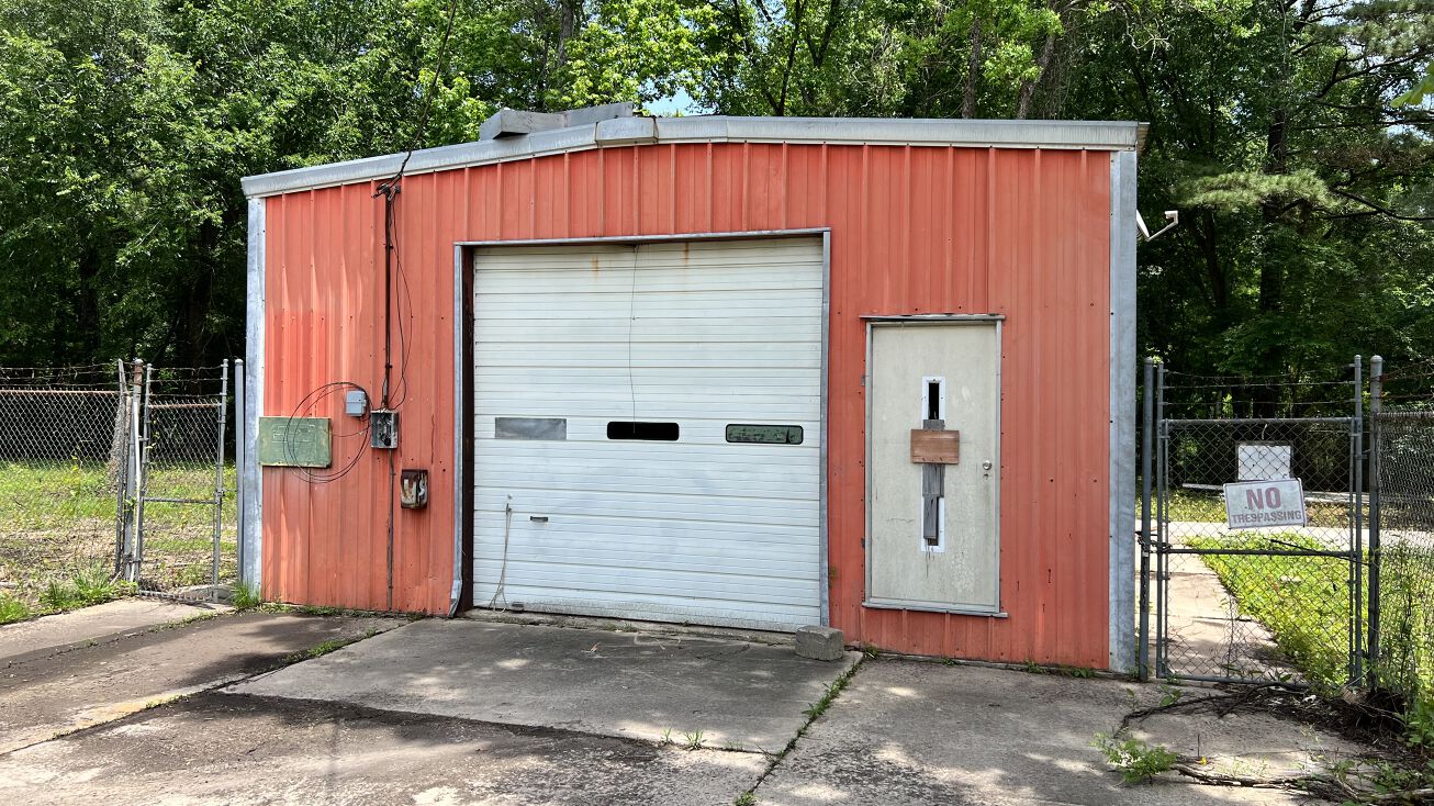 901 SE Loop, Carthage, TX 75633