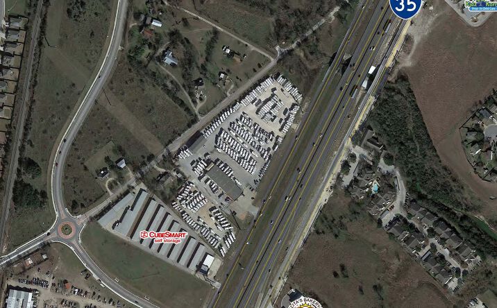 Pictures of Retail property located at 21320 I-35, Kyle, TX 78640 for sales - image #1