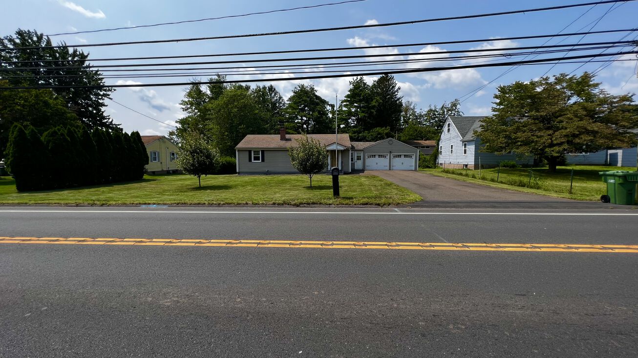 839 Newfield St, Middletown, CT 06457