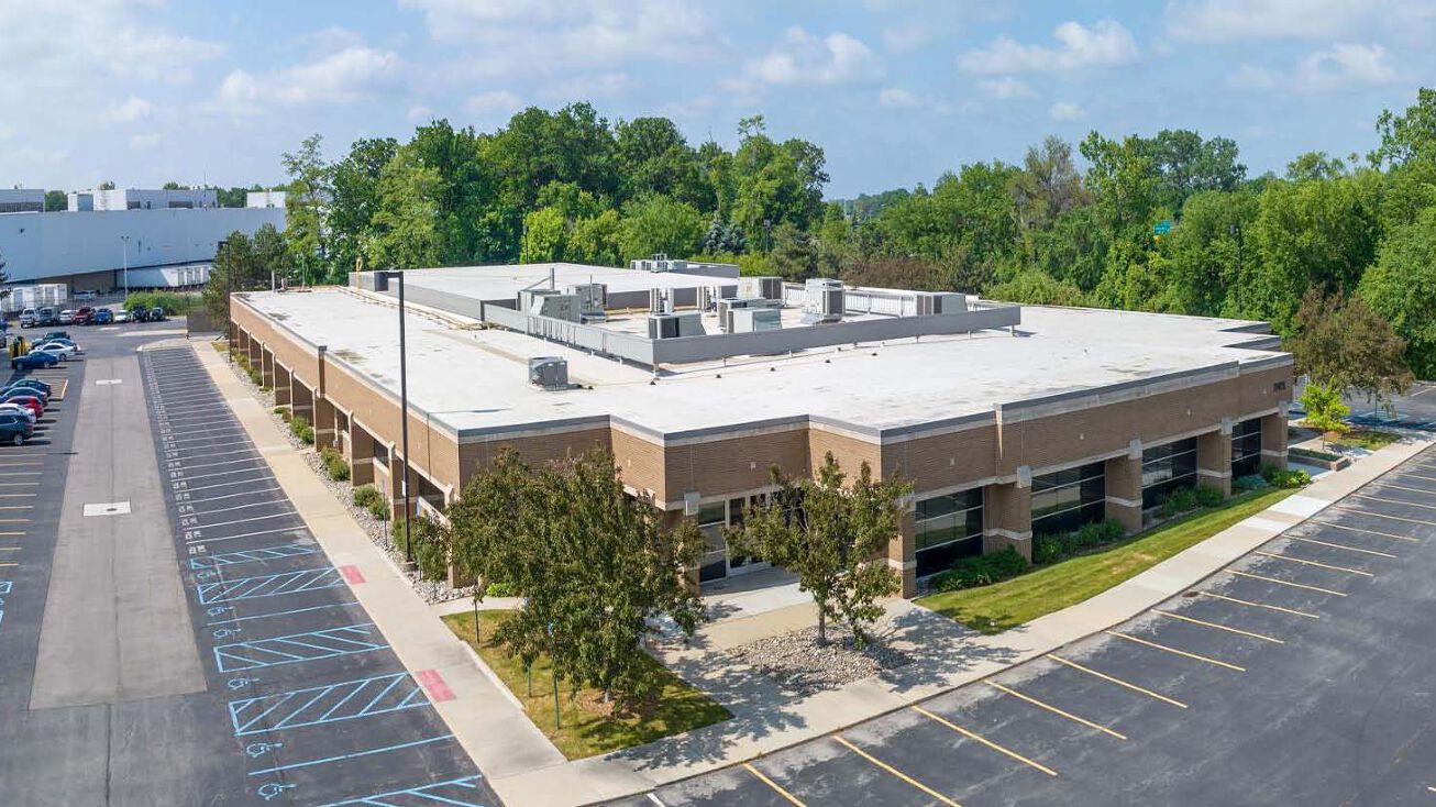 17475 Federal Dr, Allen Park, MI 48101