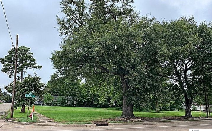 Pictures of Industrial property located at 0 and 706 N 4TH  STREET, West Monroe, LA 71291 for sales - image #1