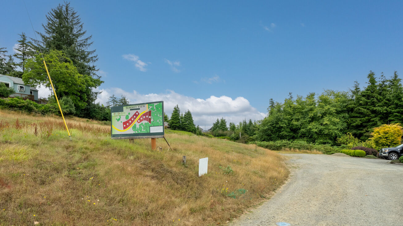 196 W Jerome Ave, Astoria, OR 97103