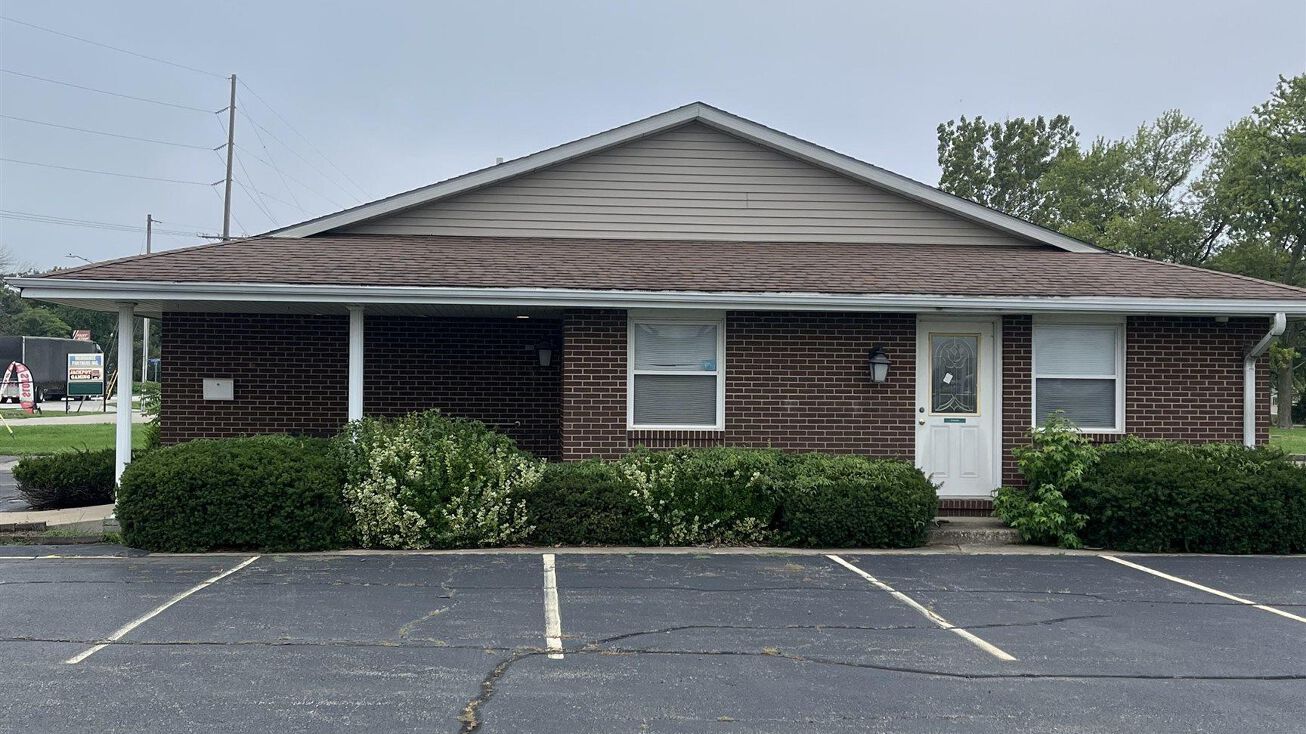 500 E JACKSON Street, Auburn, IL 62615 | Crexi.com