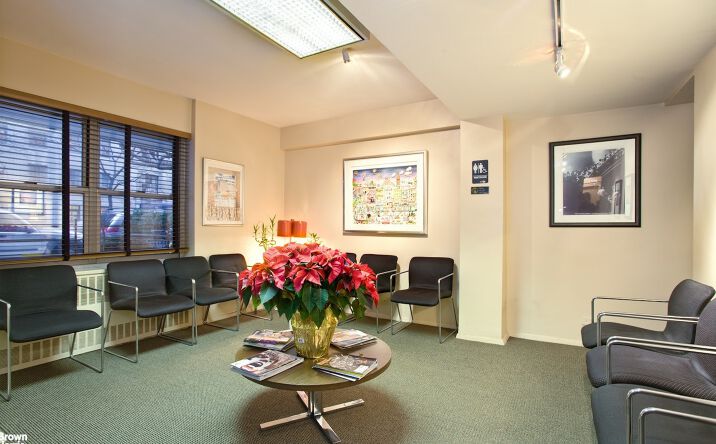 Pictures of Office property located at 45 E 72nd St, New York, NY 10021 for sales - image #1
