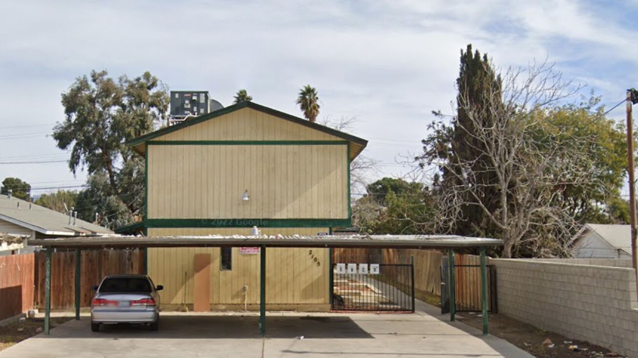 2105 River Blvd, Bakersfield, CA 93305