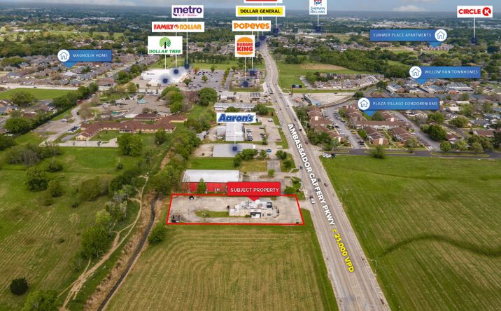 Pictures of Retail property located at 2424 Ambassador Caffery Pkwy, Lafayette, LA 70506 for comps - image #1
