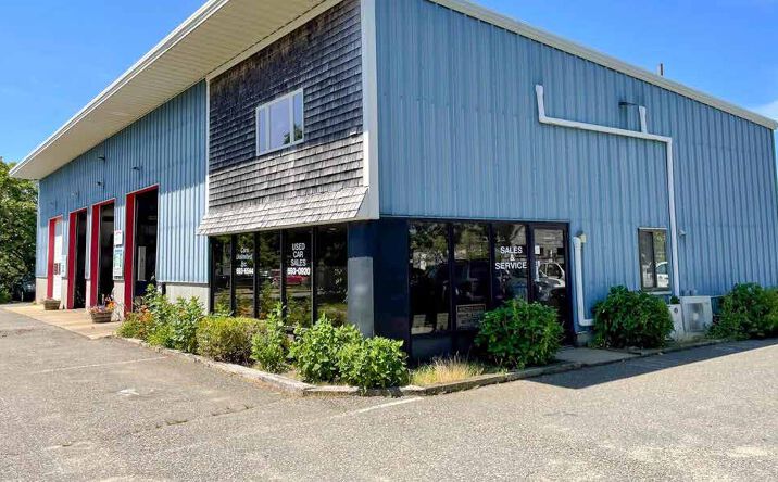 Pictures of Industrial property located at 5 N Line Rd, Edgartown, MA 02539 for sales - image #1