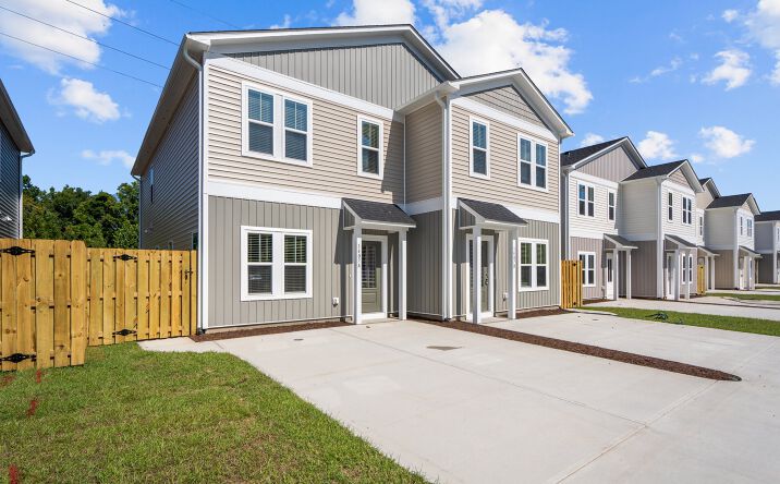 Pictures of Multifamily property located at 1405 Corbett St, Wilmington, NC 28401 for sales - image #1