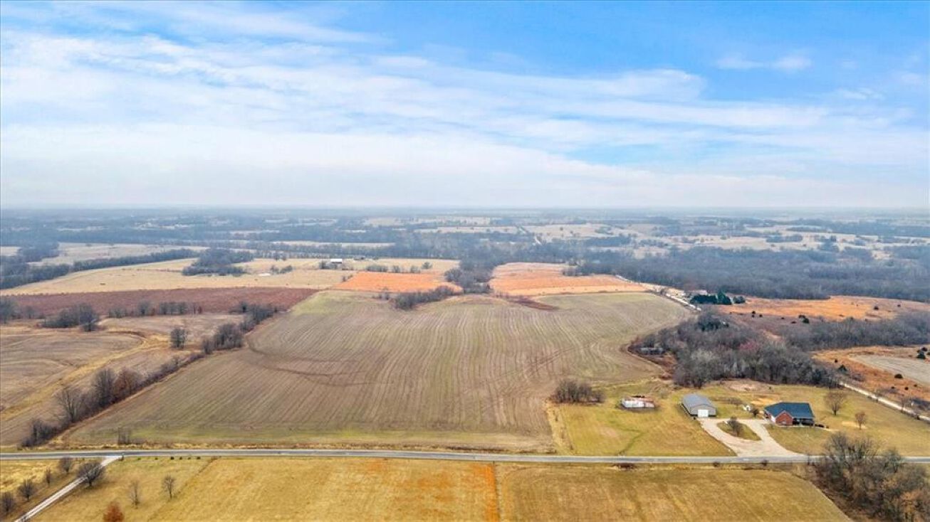 251 Street, Garden City, MO 64080