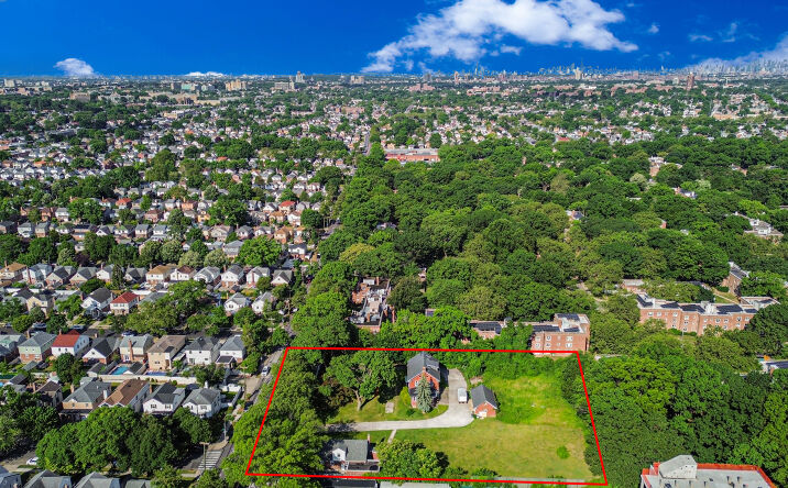 Pictures of Land property located at 194-15 73rd Ave, Queens, NY 11366 for sales - image #1