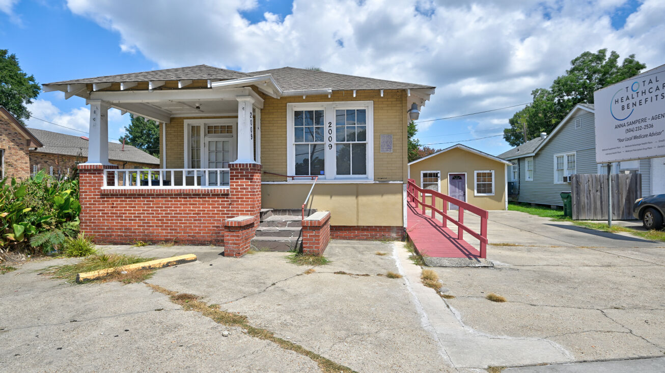 2009 Jefferson Hwy, Jefferson, LA 70121