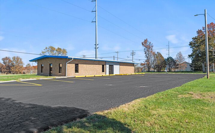 Pictures of Office property located at 502 W Markey Road, Belton, MO 64012 for sales - image #1
