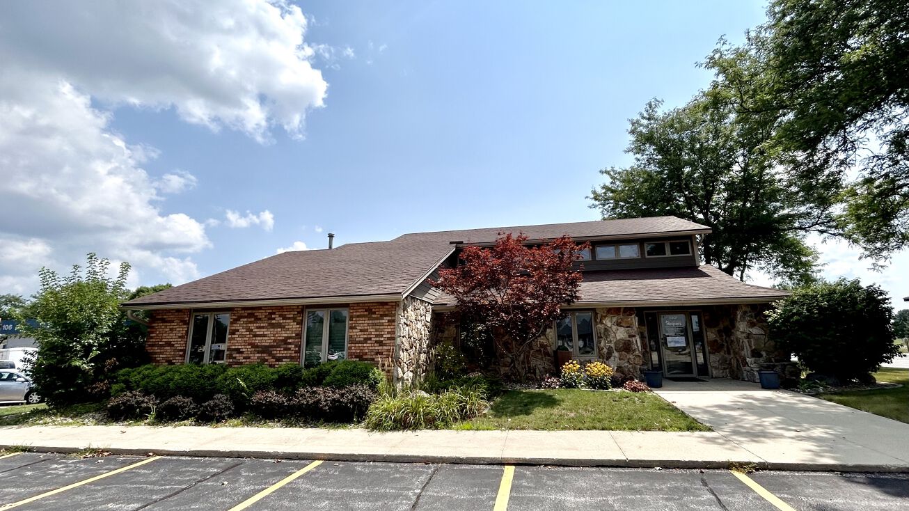 2301 W 1st St, Ankeny, IA 50023