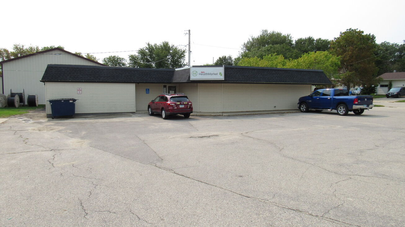 408 W Main St, Kasson, MN 55944