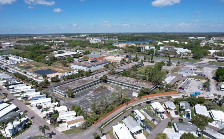 Pictures of Hospitality, Land property located at 9200 US-192, Clermont, FL 34714 for sales - image #1