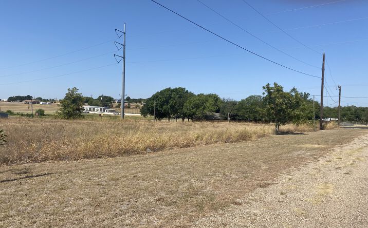 Pictures of Mixed Use property located at 8967 Old TX 81, Troy, TX 76579 for sales - image #1
