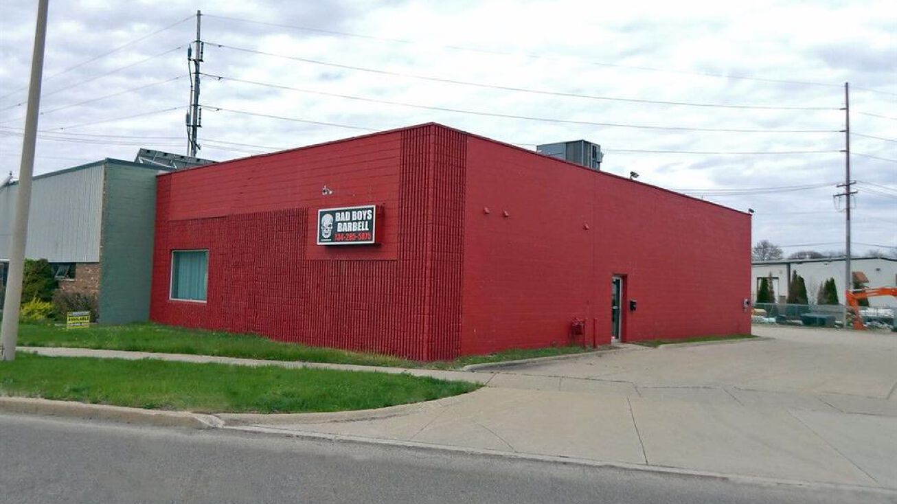 4076 Biddle Ave, Wyandotte, MI 48192