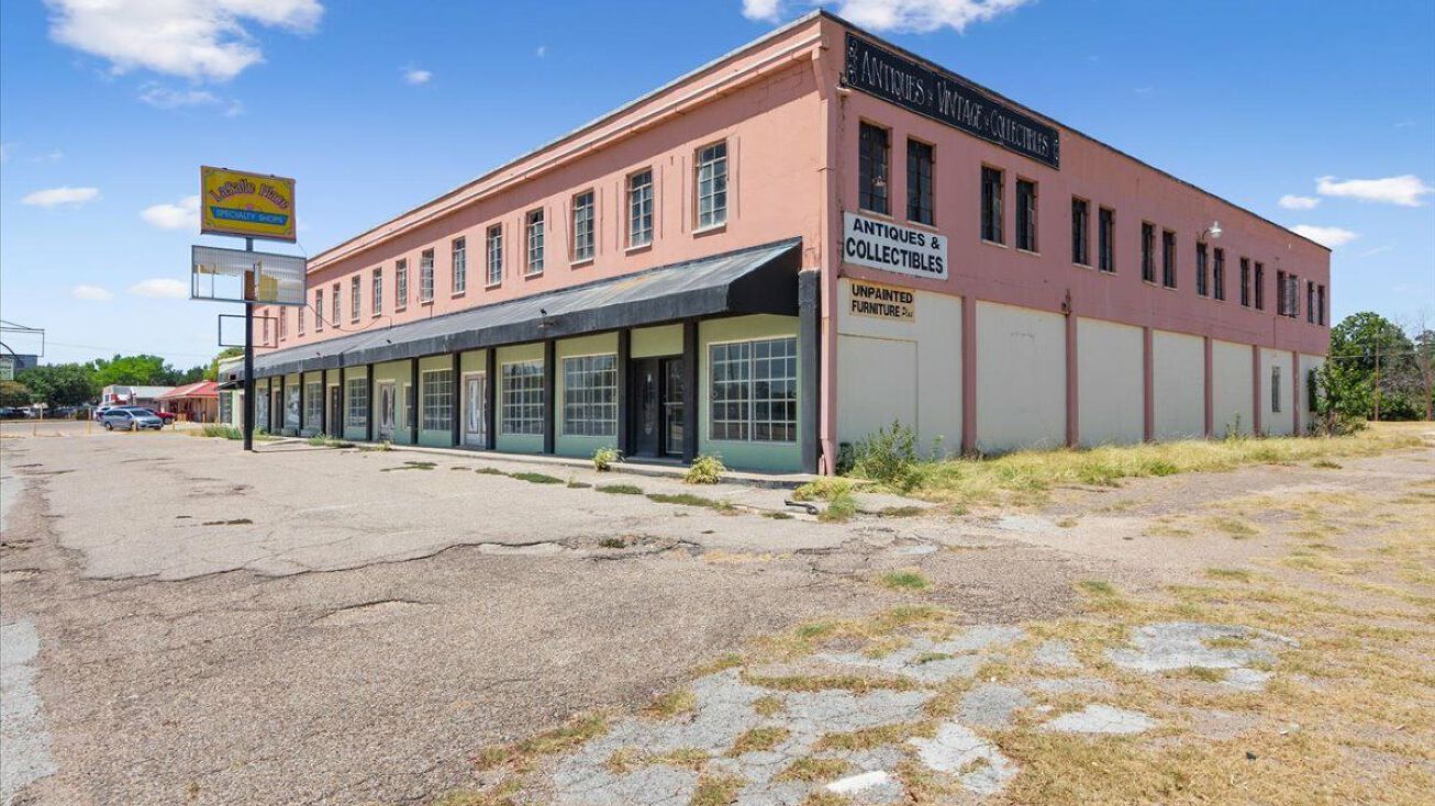 2221 La Salle Ave, Waco, TX 76706