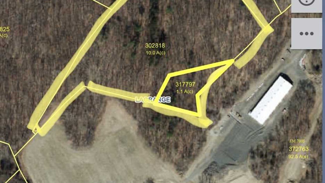 Noxon Rd, LA Grange, NY 12603