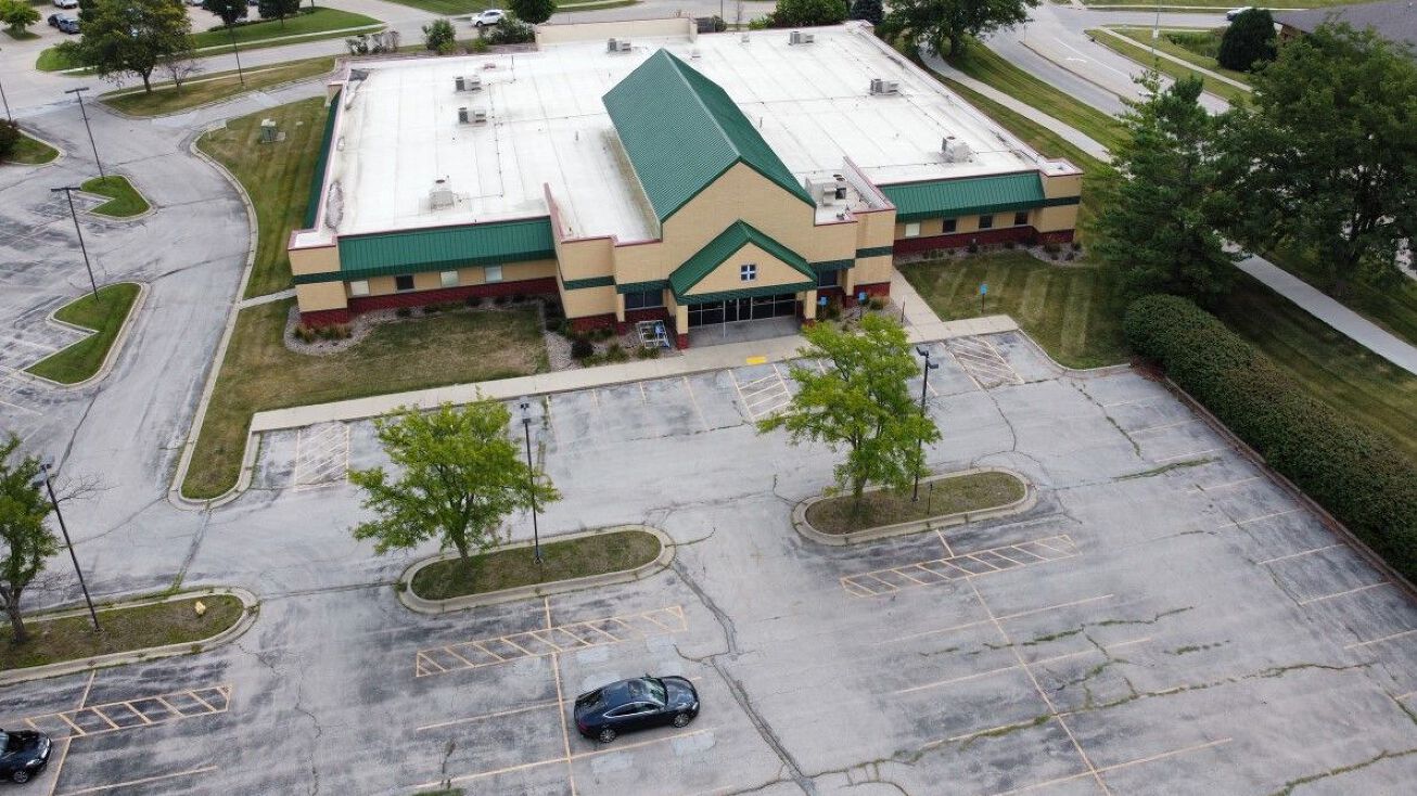 2901 86th St, Urbandale, IA 50322