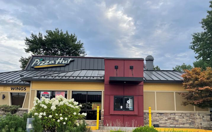 Pictures of Retail property located at 2665 Manchester Rd, Akron, OH 44319 for sales - image #1