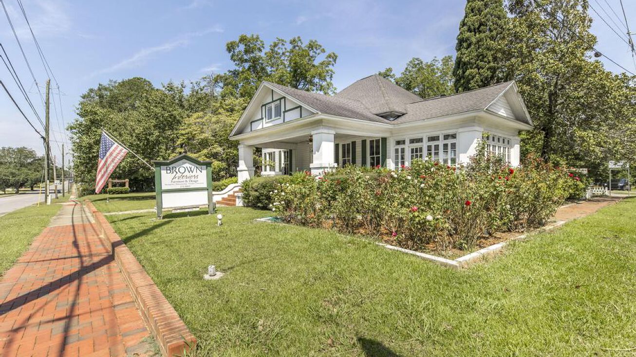 1101 Bellevue Ave, Dublin, GA 31021