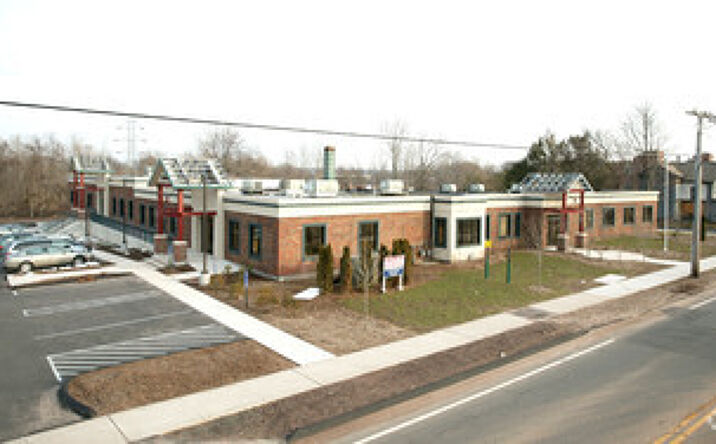 Pictures of Mixed Use property located at 259 New Britain Rd, Berlin, CT 06037 for sales - image #1
