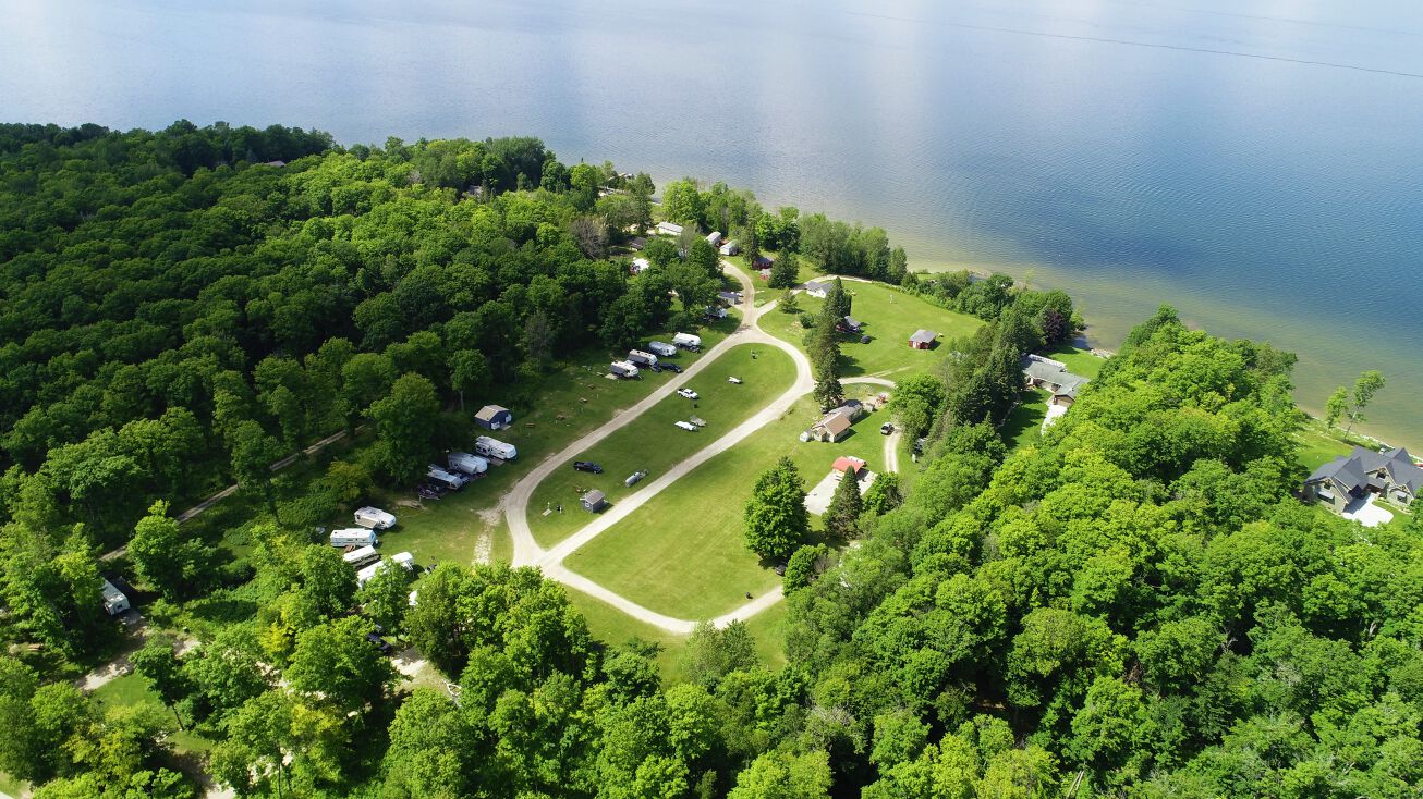 W18024 County Road H42, Curtis, MI 49820