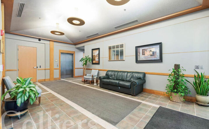 Pictures of Office property located at 827 E Park Blvd, Boise, ID 83712 for comps - image #1