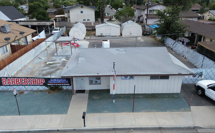image of property at 658 E MAIN ST San Jacinto CA 92583-4322