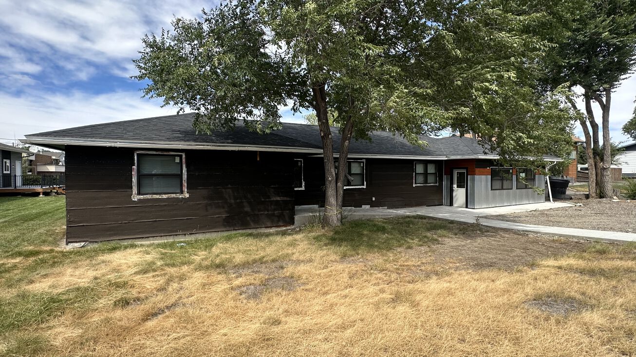 2331 Lewis Ave, Billings, MT 59102