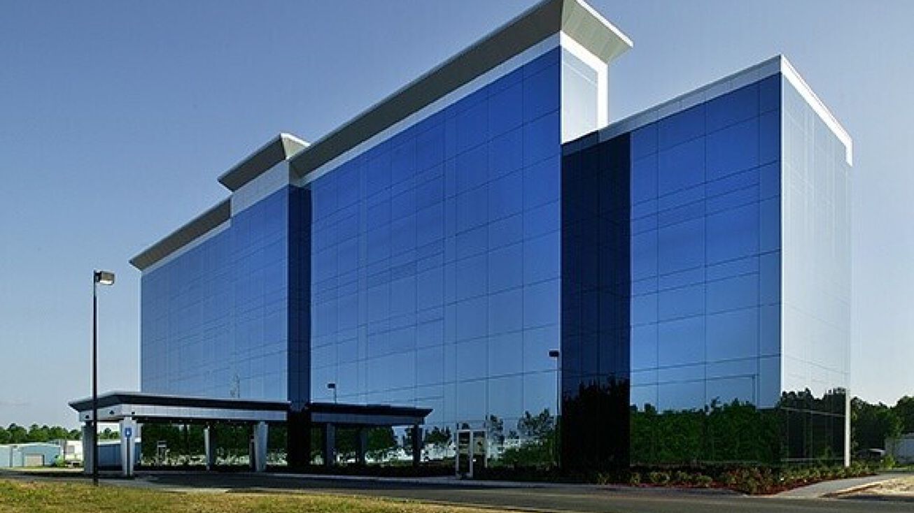 1 Dixie Dr, Baxley, GA 31513