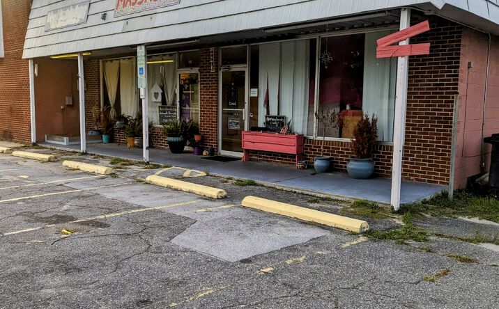 Pictures of Mixed Use property located at 919 Lejeune Blvd, Jacksonville, NC 28540 for sales - image #1