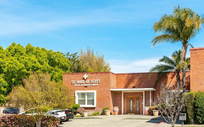 Pictures of Retail property located at 23986 Pine St, Santa Clarita, CA 91321 for sales - image #1