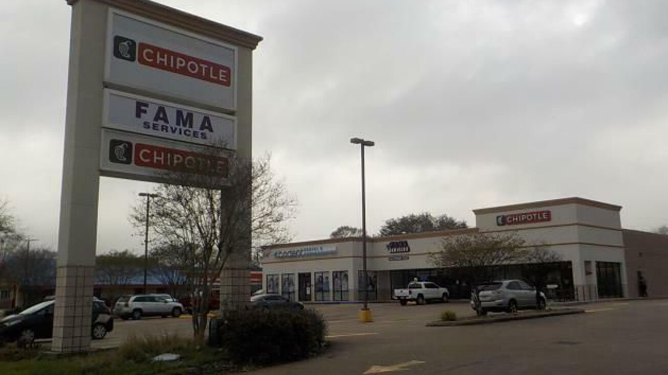 3631 Spencer Hwy, Pasadena, TX 77504