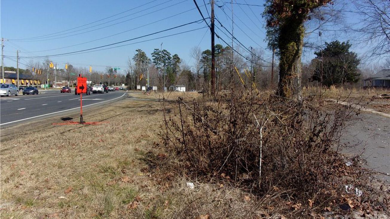 11033 Mt HollyHuntersville Rd, Huntersville, NC 28078