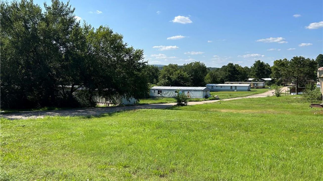 316 Bluff Ave, Poteau, OK 74953