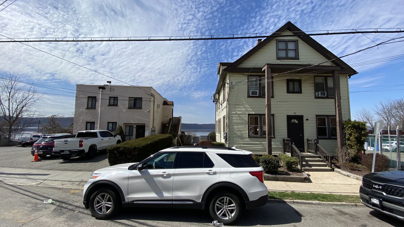 94 Hunter St, Ossining, NY 10562