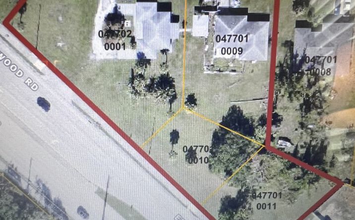 Pictures of Land property located at 1407 E Manasota Beach Rd, Englewood, FL 34223 for sales - image #1