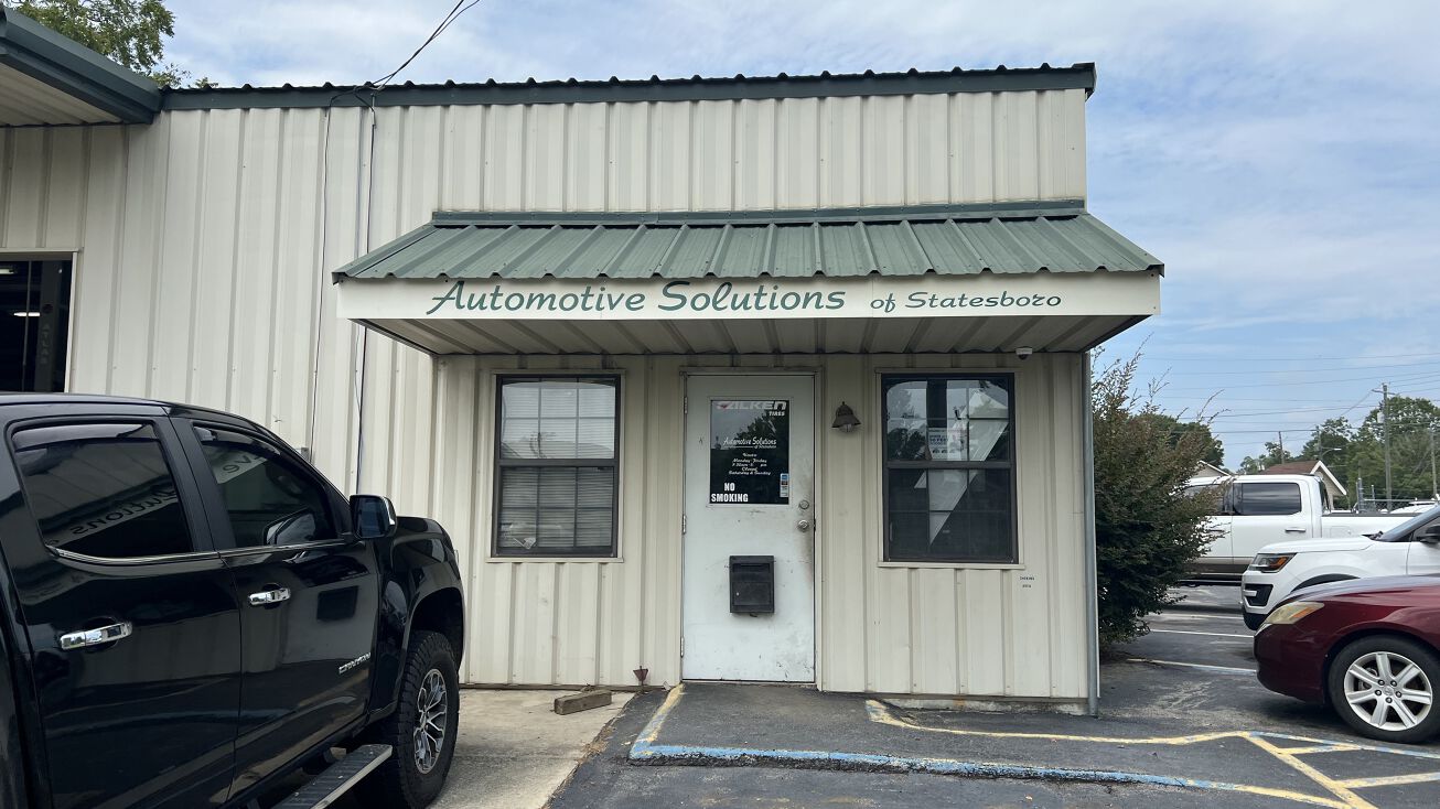 202 W Main St, Statesboro, GA 30458